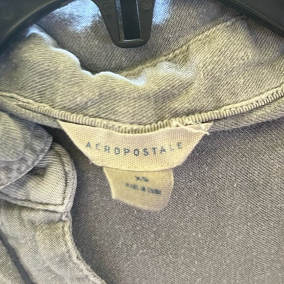 Aeropostale - Button Down - Gray - Soft - Sz XS - Picture 3 of 3